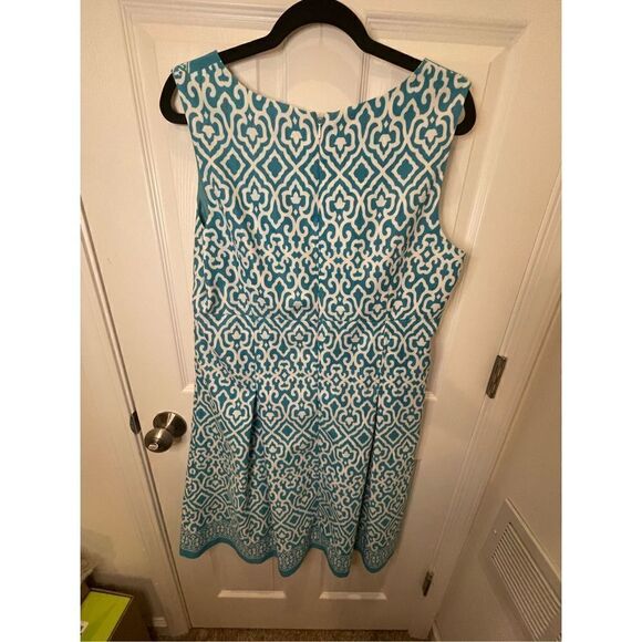 Danny & Nicole women’s sleeveless dress blue white - Picture 2 of 7